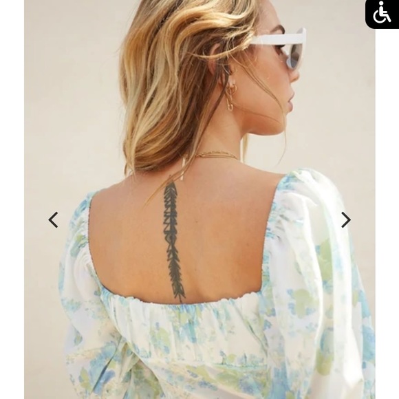 Luna B Floral Printed Woven Crop Top. NWOT - Picture 2 of 3